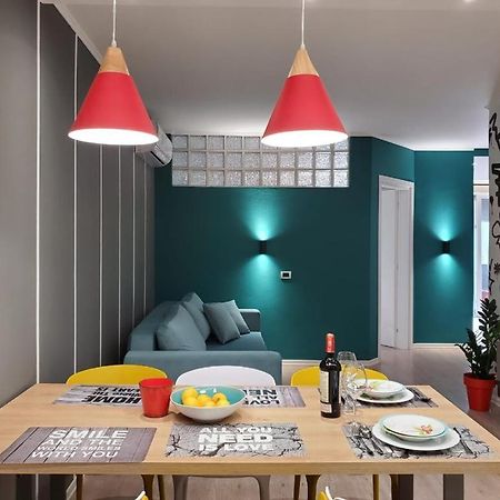 Helga'S Deluxe 3 Apartment Тирана Экстерьер фото